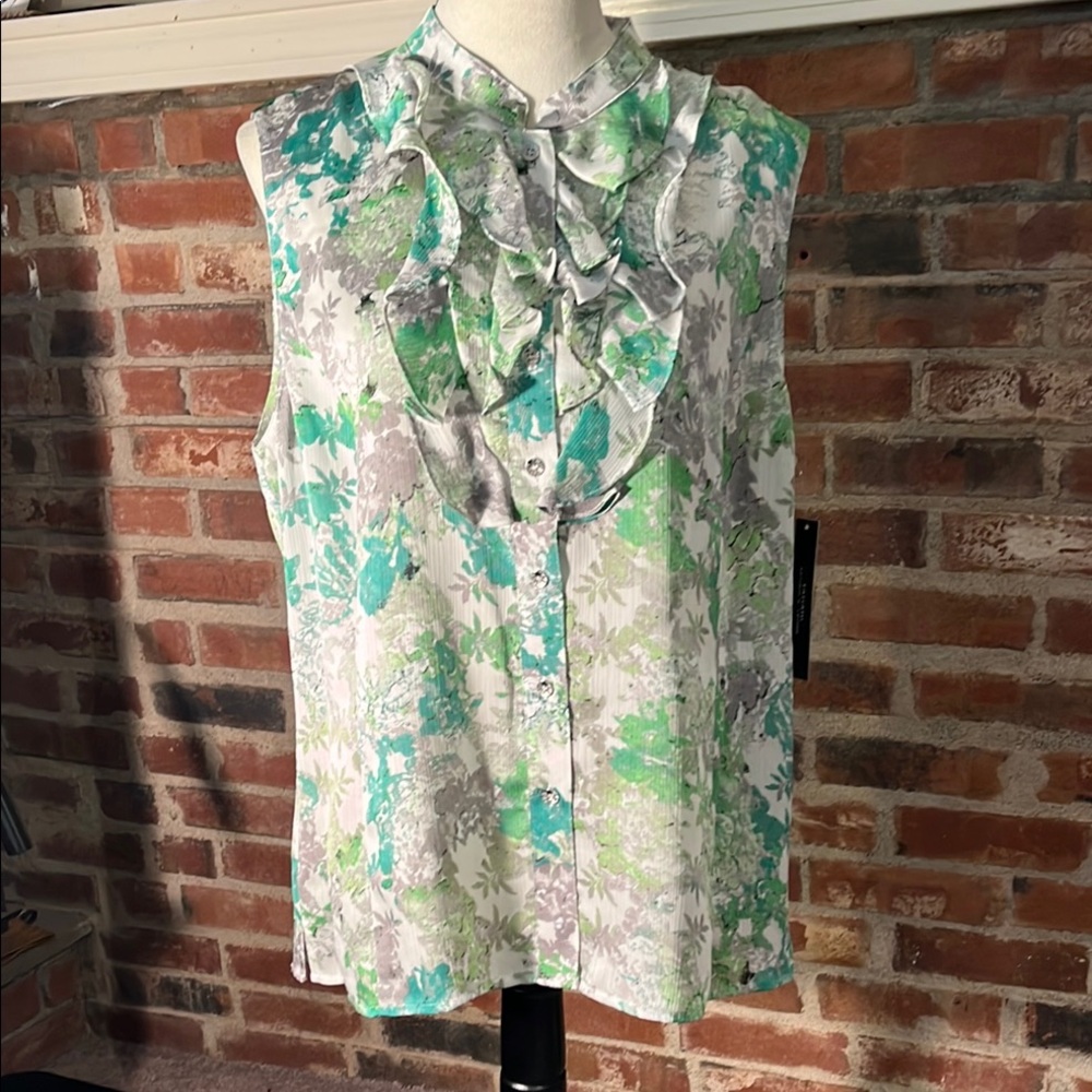 TAHARI Green Blazer and Floral Sleeveless Ruffle Blouse - Green and Gray